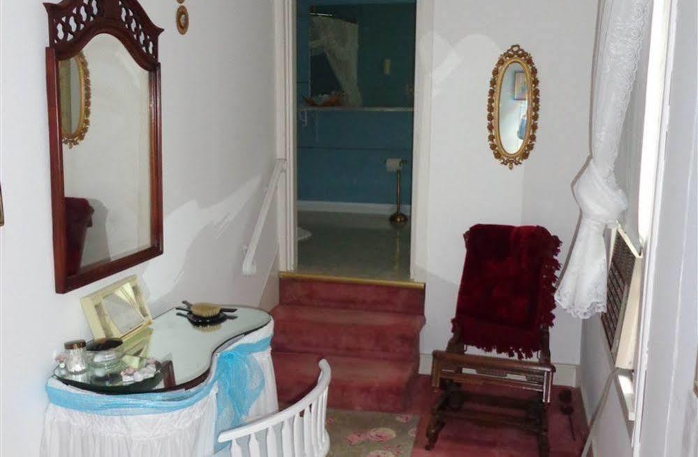 Isaac Hilliard House Bed And Breakfast Pemberton Esterno foto